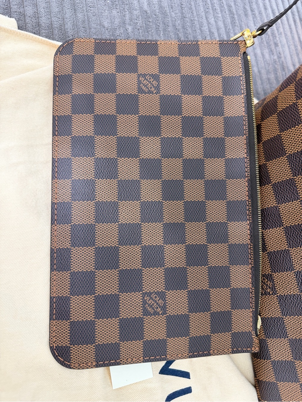 Louis Vuitton Damier Ebene Canvas Neverfull Tote with Zip Pochette in Brown MM - Picture 7 of 16
